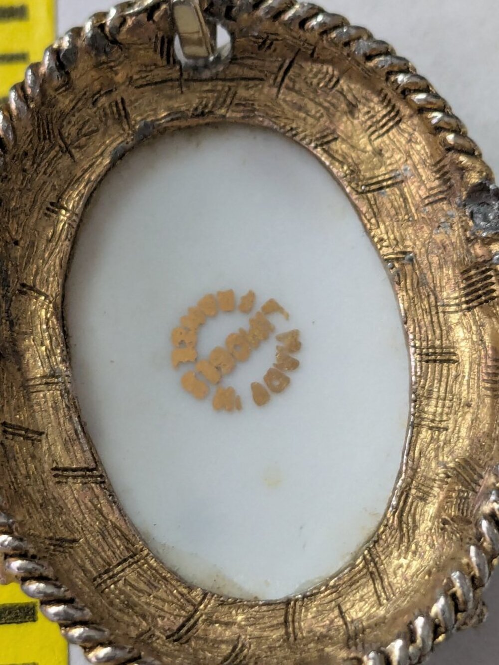 Vintage LIMOGES France Gold Tone Cameo Signed Oval Porcelain Pendant - Picture 5 of 5
